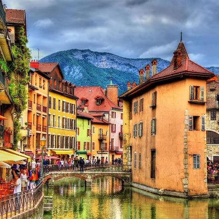 Les Capucines - Appartement Moderne Proche Centre D'Annecy Luaran gambar